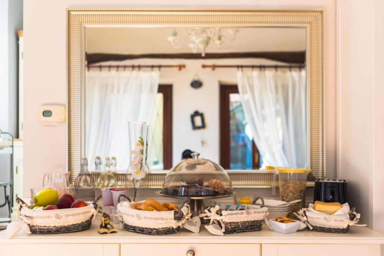 B&B Il Folletto Del Lago สเตรซา ภายนอก รูปภาพ