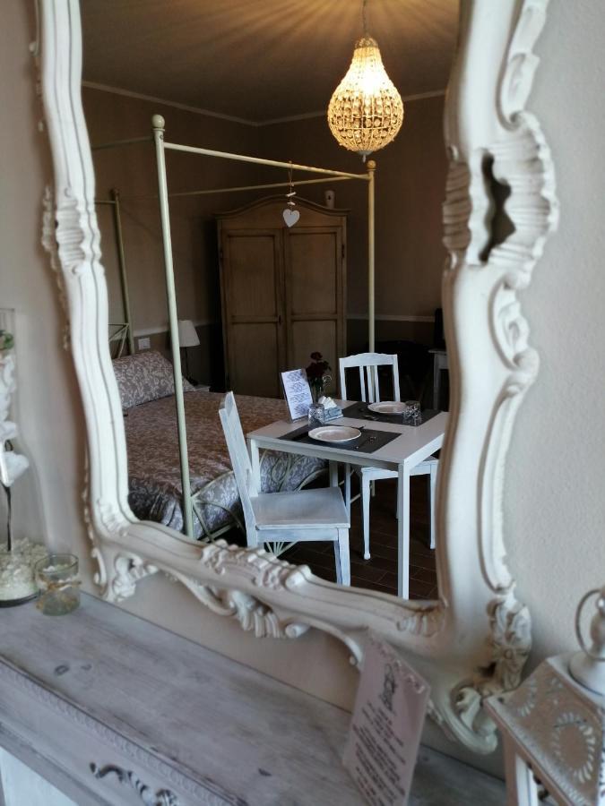 B&B Il Folletto Del Lago สเตรซา ภายนอก รูปภาพ